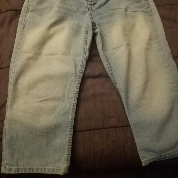 💟 Blue capris - Picture 2 of 7